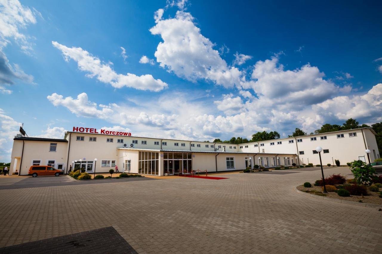 Hotel Korczowa Mlyny  Eksteriør billede