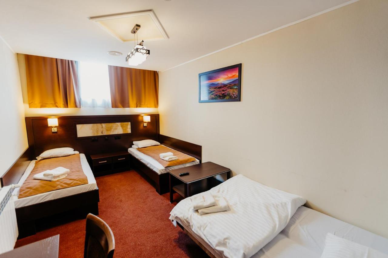 Hotel Korczowa Mlyny  Eksteriør billede