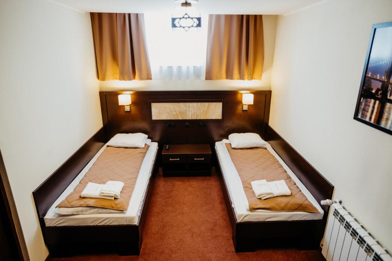 Hotel Korczowa Mlyny  Eksteriør billede