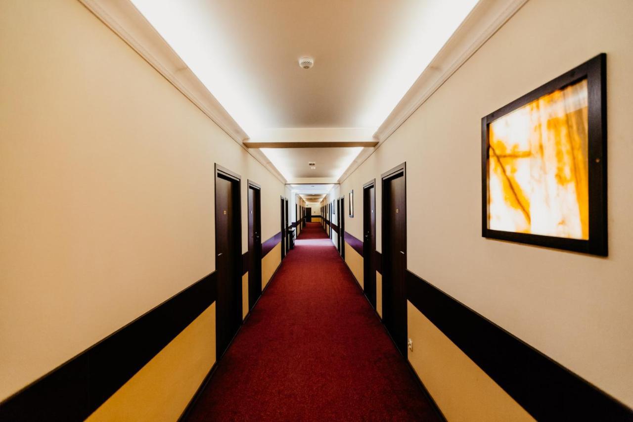 Hotel Korczowa Mlyny  Eksteriør billede