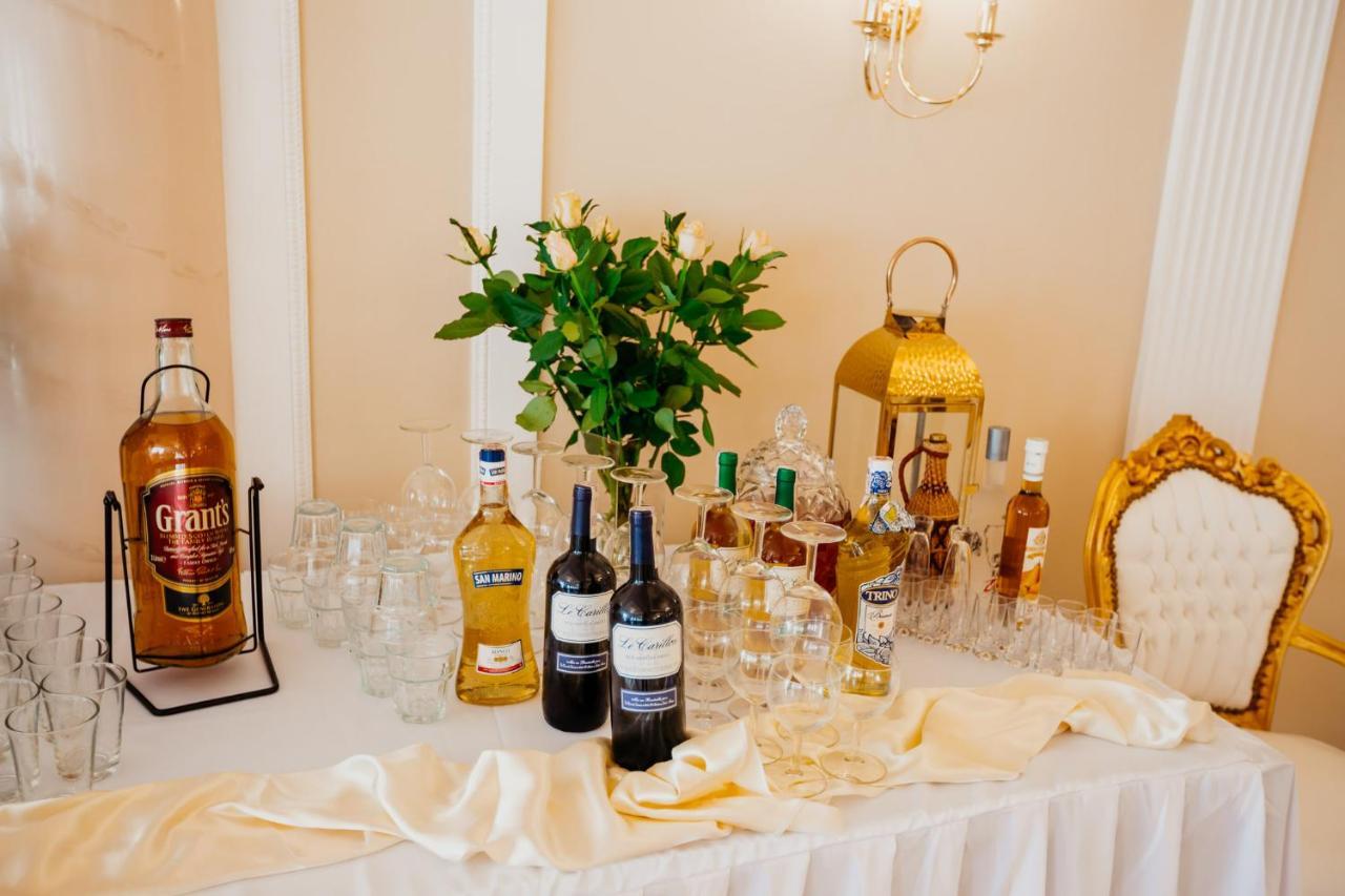 Hotel Korczowa Mlyny  Eksteriør billede