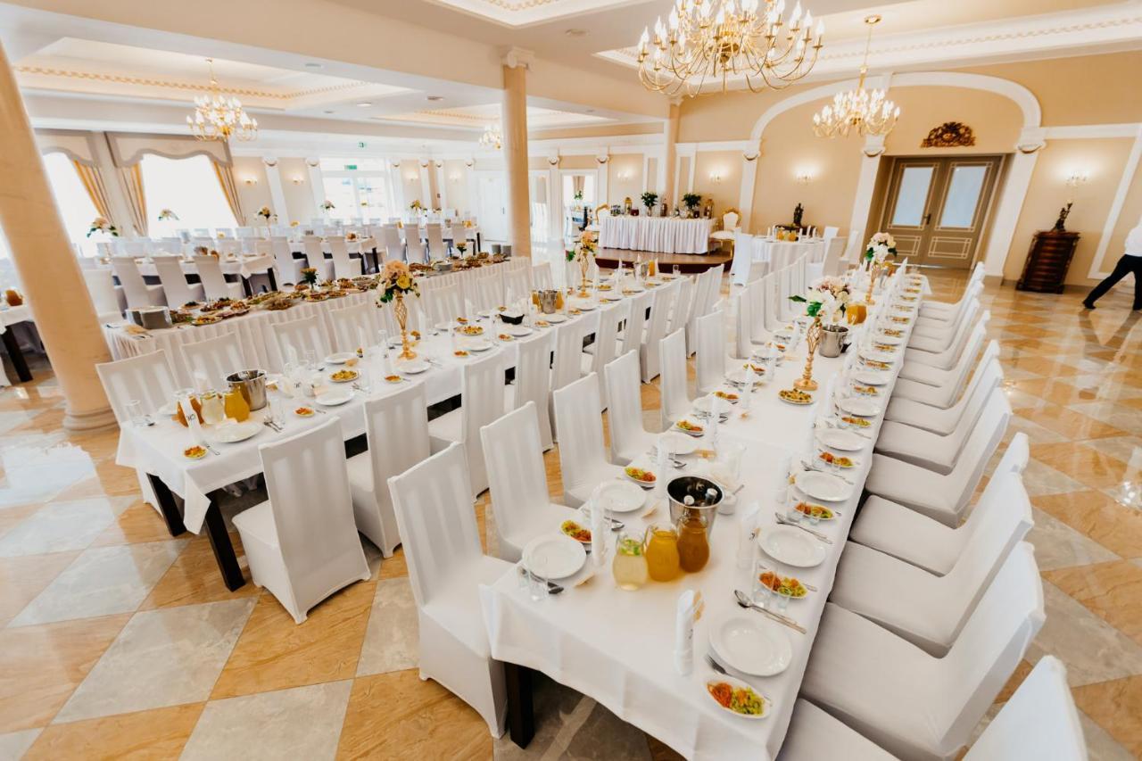 Hotel Korczowa Mlyny  Eksteriør billede