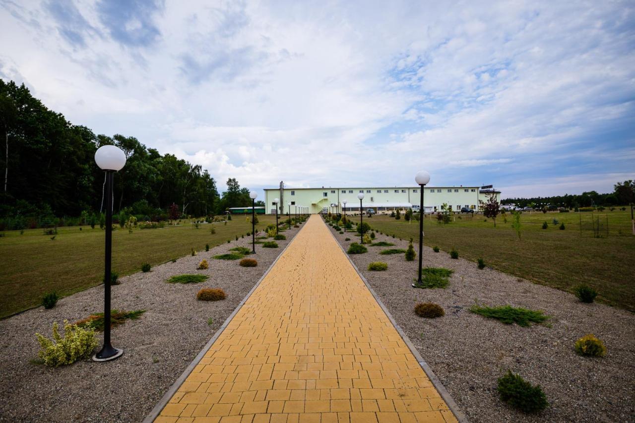 Hotel Korczowa Mlyny  Eksteriør billede